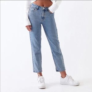 Pacsun Mom Jeans High Waist Straight Denim 23